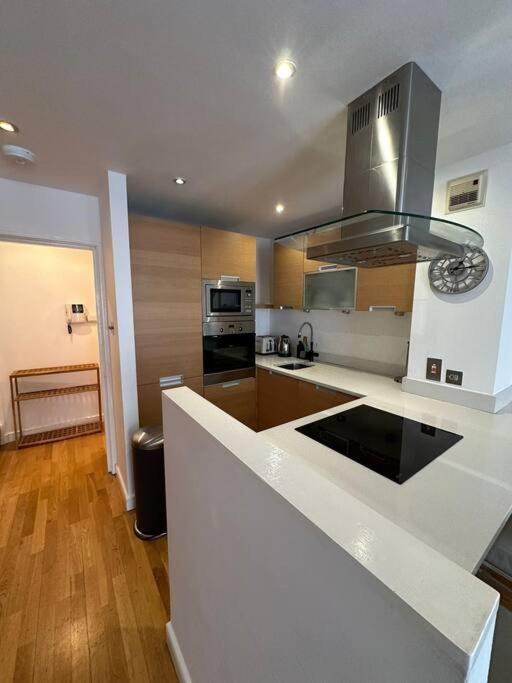 דירות Two Br Flat 5 Mins Walk From London Eye G96 מראה חיצוני תמונה